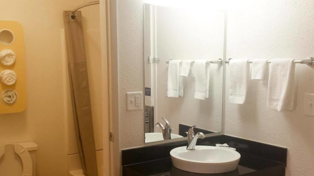 Motel 6-Duluth, Mn Extérieur photo